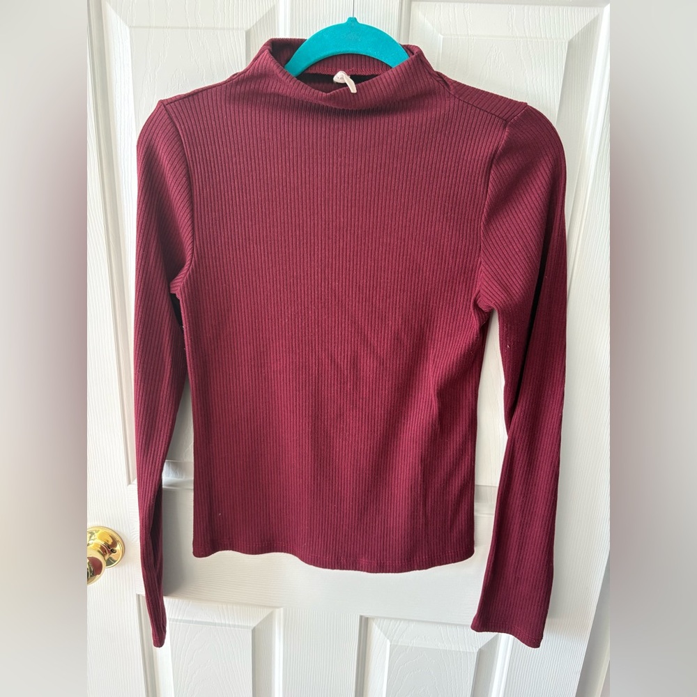 EUC Tyche Women's Burgundy Sweater